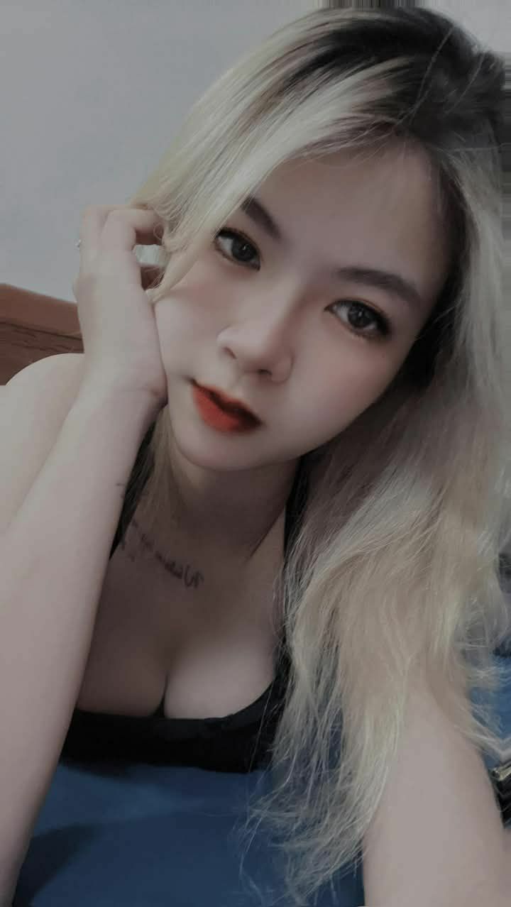 Cô gái văn phòng phát hiện kẻ thường xuyên quấy rối tình dục mình lại là giám đốc